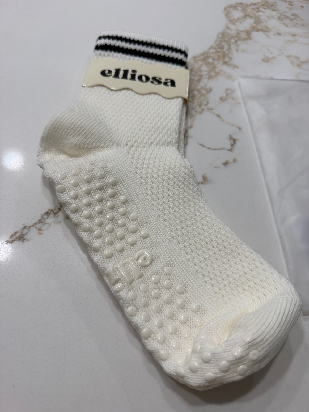 NWT Elliosa Cream & Black Strip Pilate Grip Socks | OS